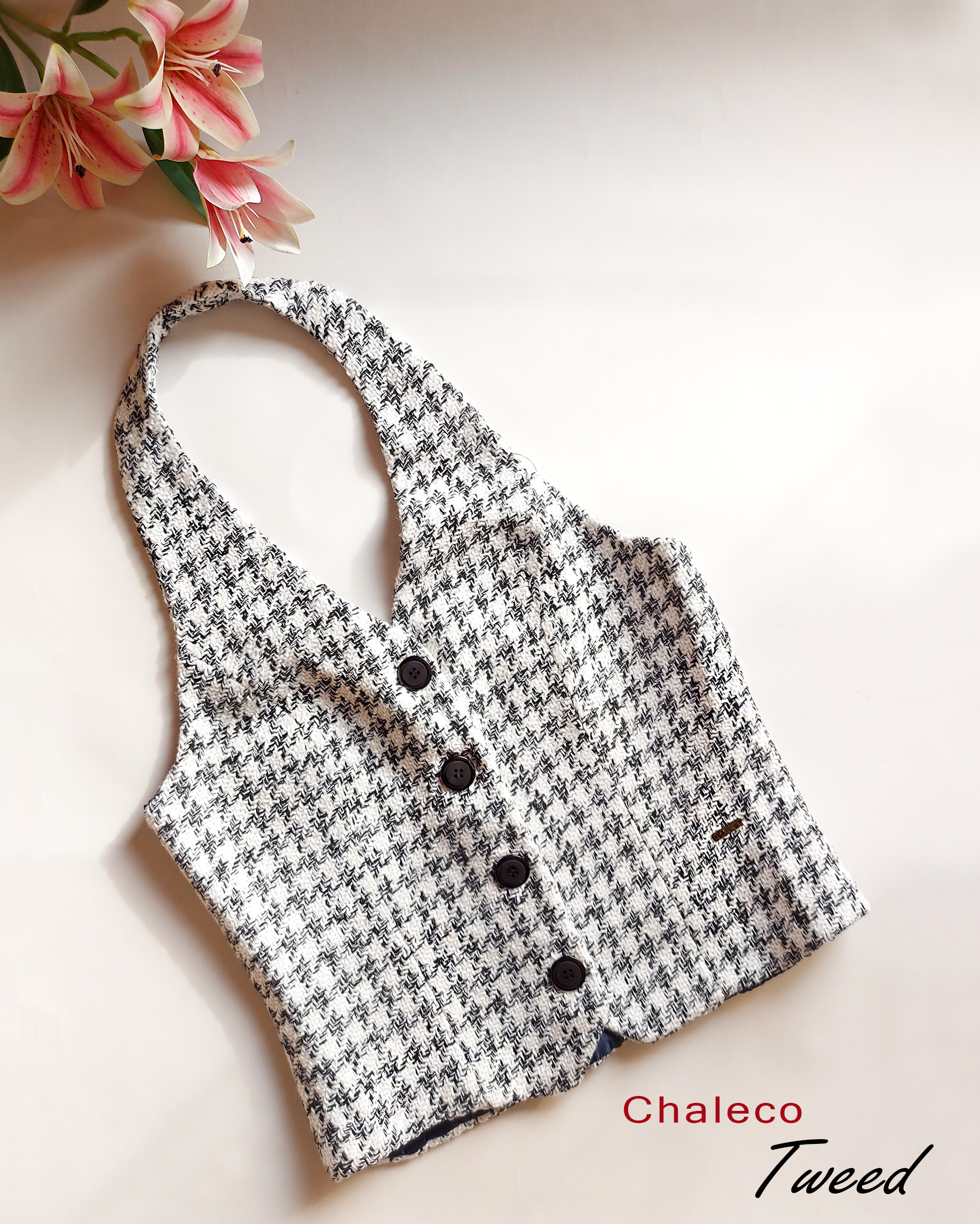 Chaleco tweed blanco c negro